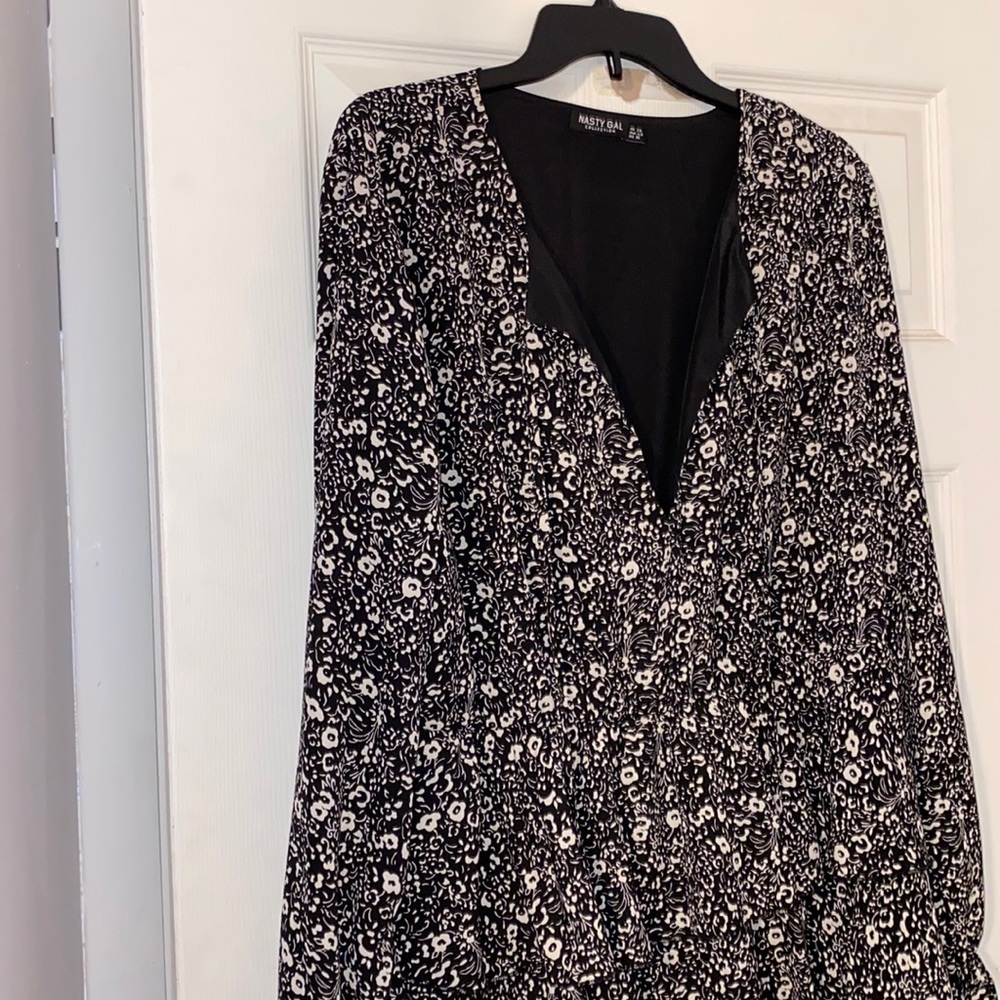 NASTY GAL Long Sleeve Dress